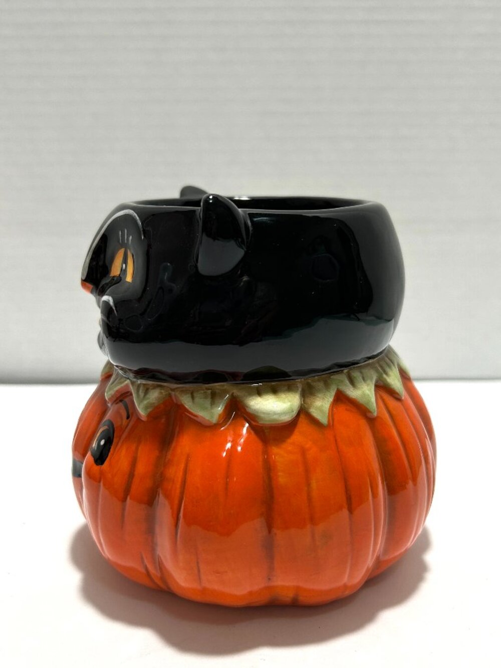 NWT 2026 Halloween Cat & Pumpkin Mug by Johanna Parker - Picture 2 of 6